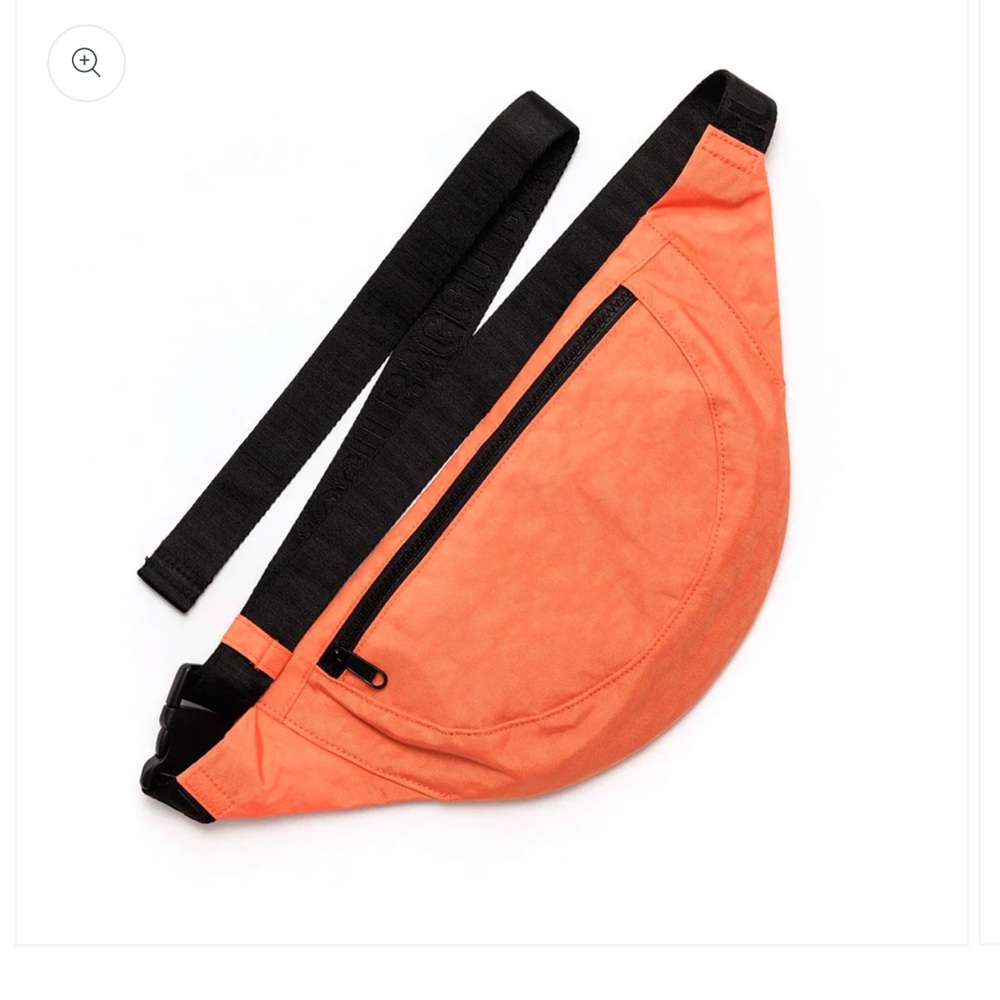 Baggu Nasturium Cresent Fanny Pack